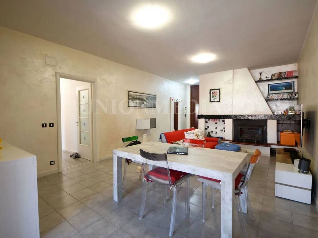 appartamento in vendita a Luni