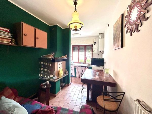 casa indipendente in vendita a Luni in zona Casano
