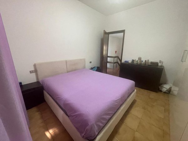 casa indipendente in vendita a Luni in zona Dogana