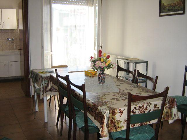 appartamento in vendita a Luni