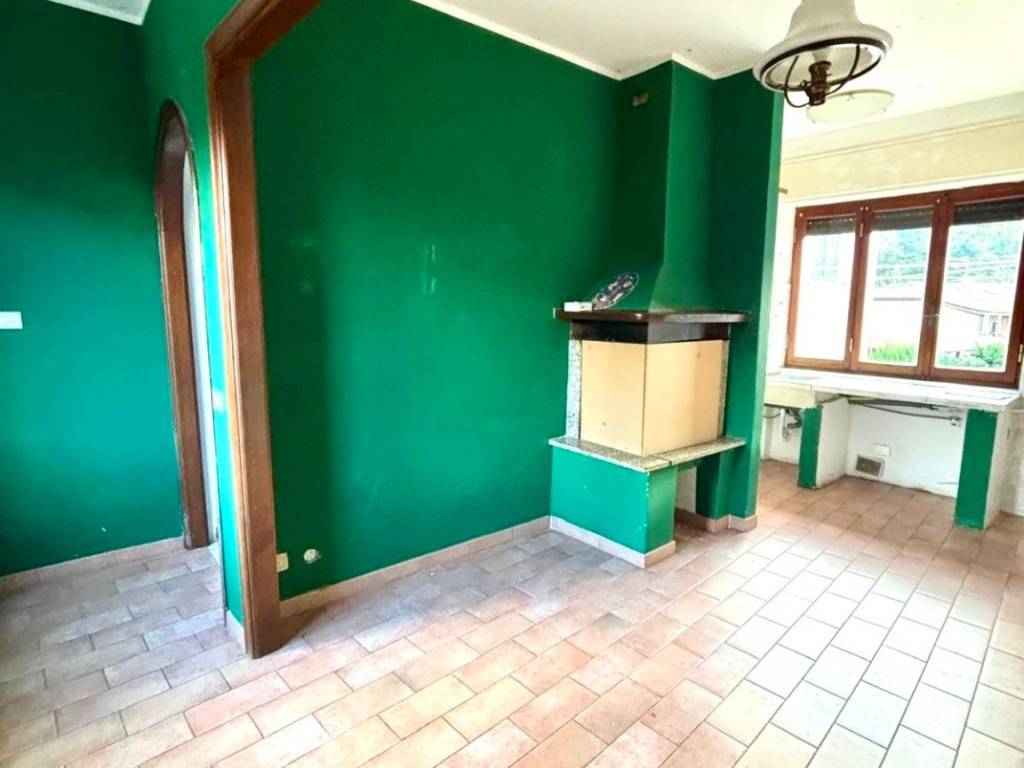 casa indipendente in vendita a Luni in zona Casano