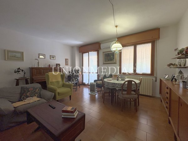 casa indipendente in vendita a Luni in zona Casano