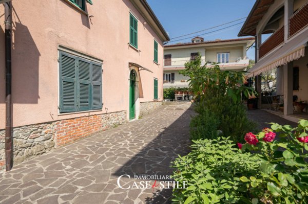 appartamento in vendita a Luni in zona Casano