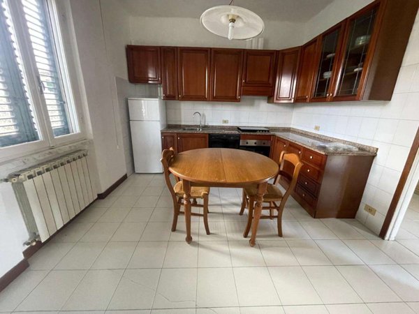 appartamento in vendita a Luni