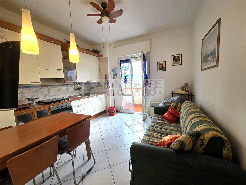 appartamento in vendita a Luni