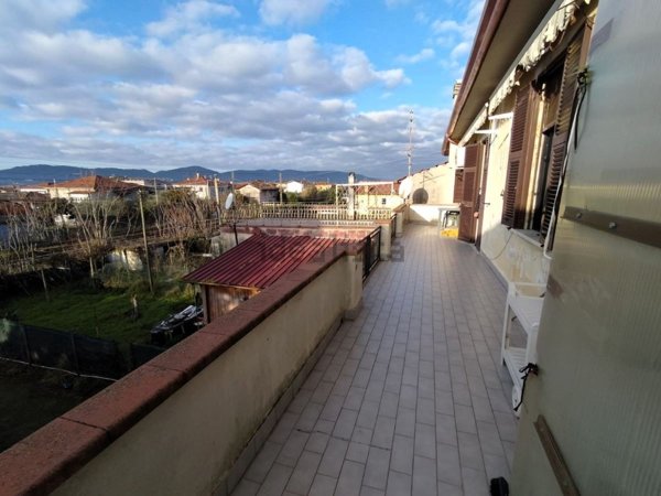 appartamento in vendita a Luni