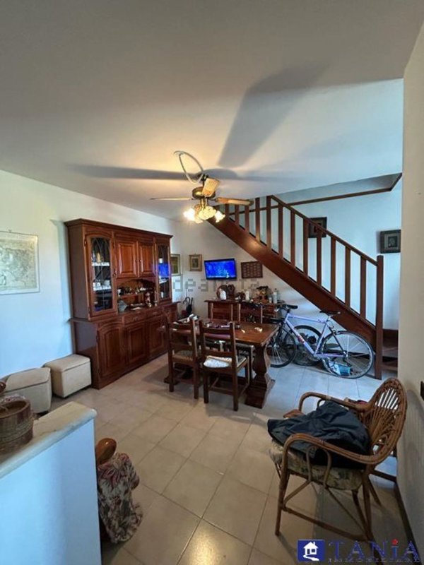 appartamento in vendita a Luni