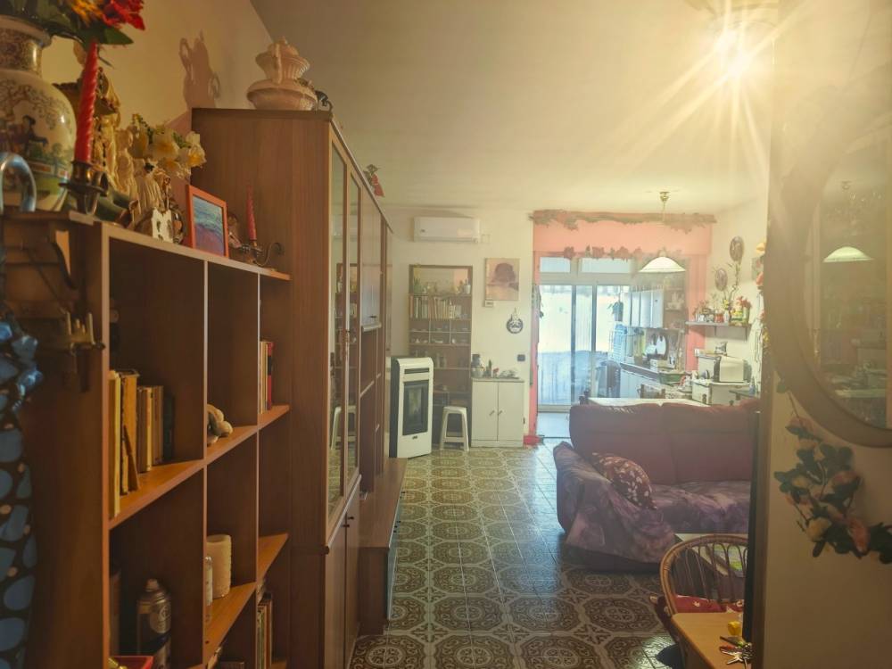 appartamento in vendita a Luni