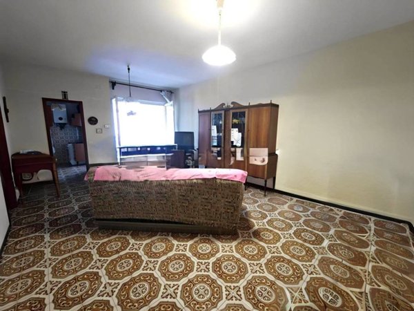 appartamento in vendita a Luni