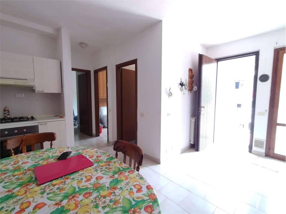 appartamento in vendita a Luni