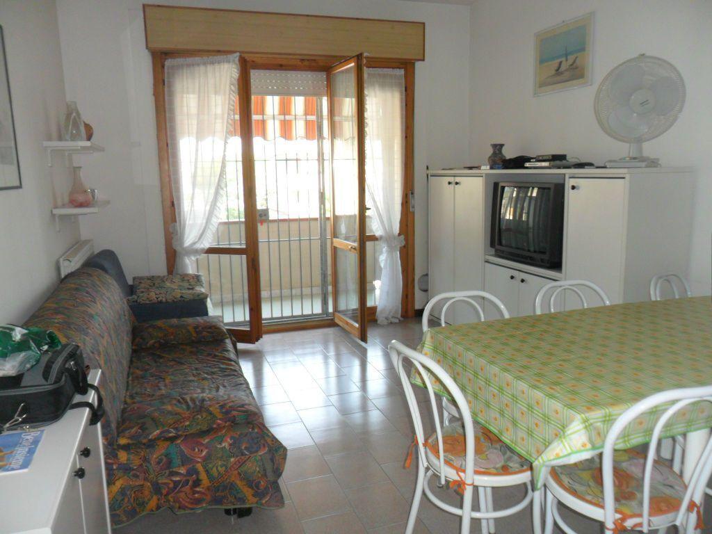 appartamento in vendita a Luni