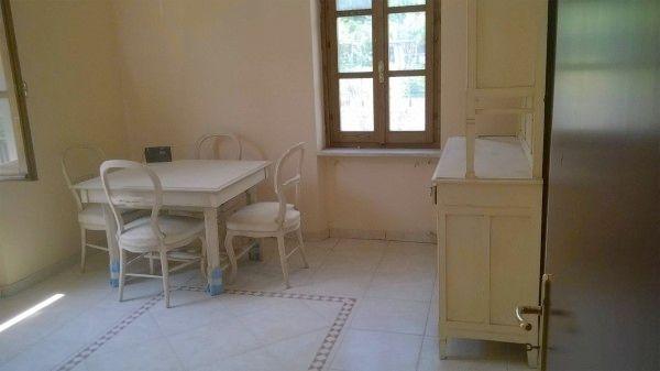 appartamento in vendita a Luni in zona Casano