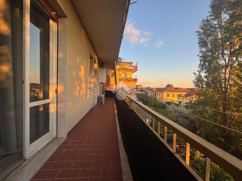 appartamento in vendita a Luni
