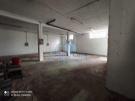 negozio in vendita a Luni in zona Dogana