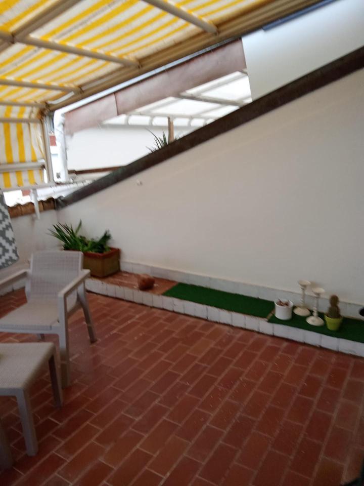 casa indipendente in vendita a Luni