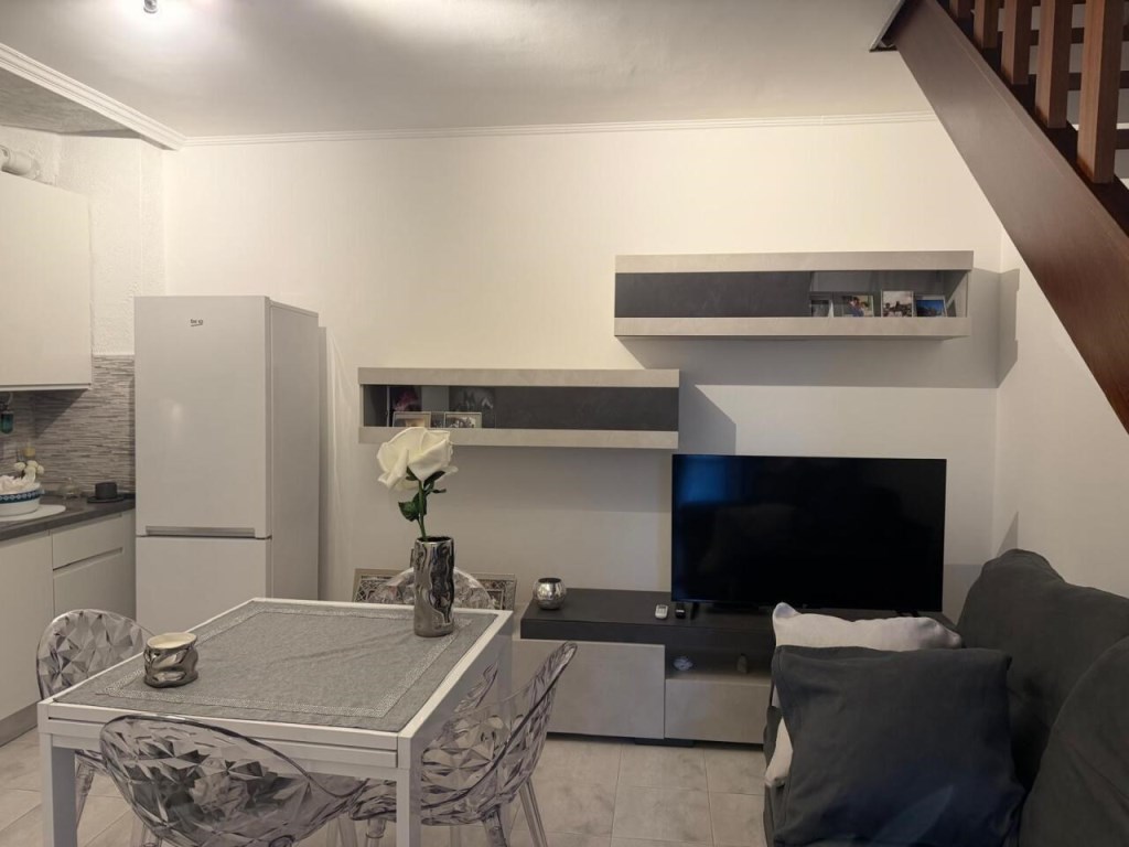 appartamento in vendita a Luni