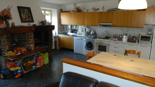 appartamento in vendita a Luni in zona Nicola