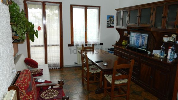 appartamento in vendita a Luni in zona Nicola