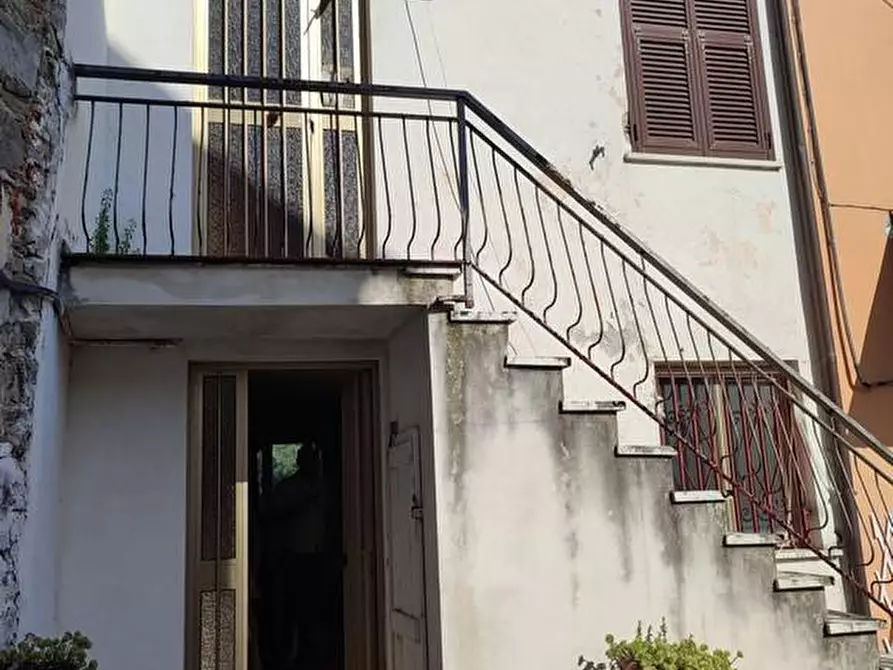 casa indipendente in vendita a Luni in zona Casano
