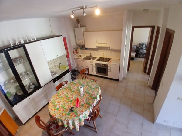 casa indipendente in vendita a Luni