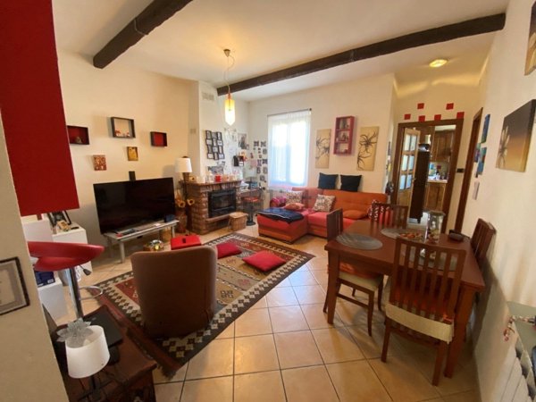 appartamento in vendita a Luni