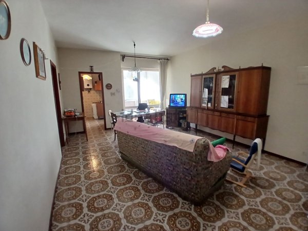 appartamento in vendita a Luni