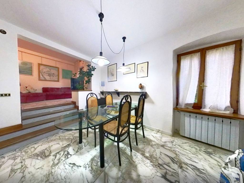 appartamento in vendita a Luni