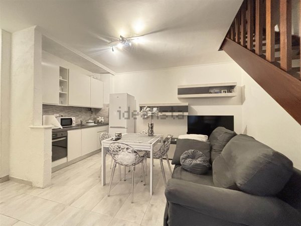 appartamento in vendita a Luni