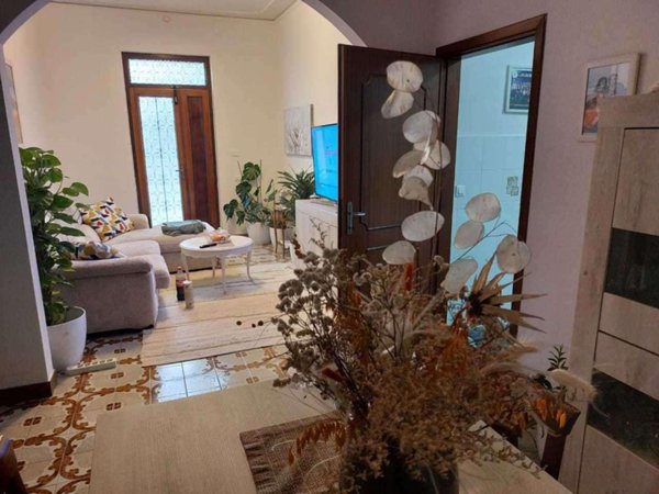 casa indipendente in vendita a Luni in zona Casano