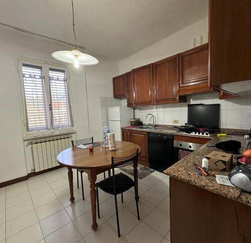 appartamento in vendita a Luni in zona Dogana