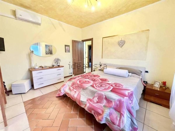 appartamento in vendita a Luni