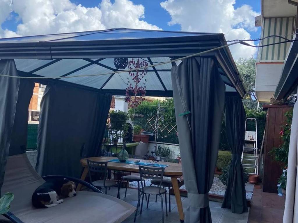 appartamento in vendita a Luni