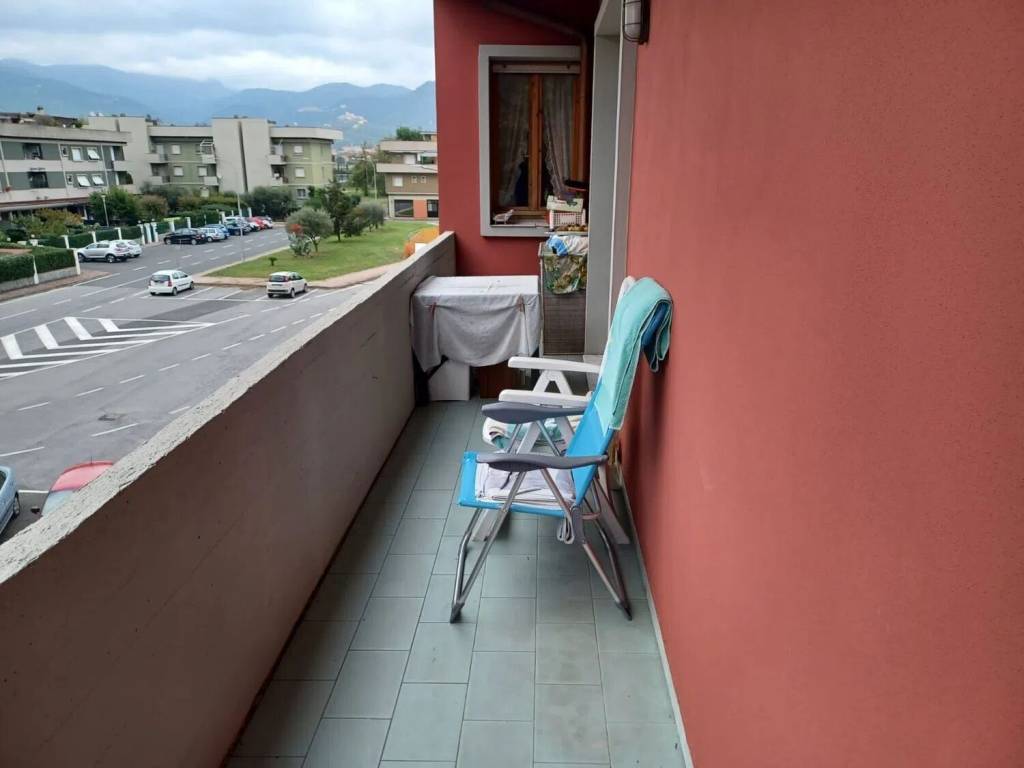 appartamento in vendita a Luni