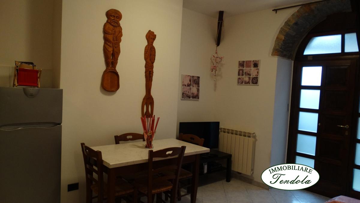 appartamento in vendita a Luni in zona Casano