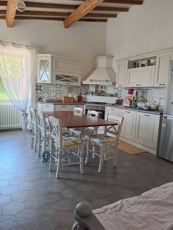 appartamento in vendita a Luni in zona Nicola