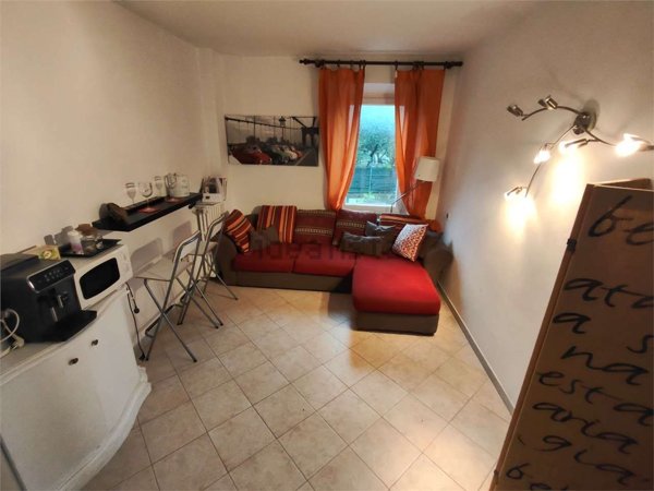 appartamento in vendita a Luni in zona Casano