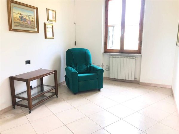 appartamento in vendita a Luni