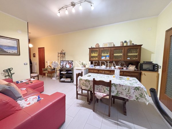 appartamento in vendita a Luni