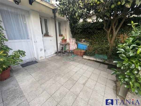 casa indipendente in vendita a Luni in zona Casano