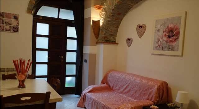 appartamento in vendita a Luni in zona Serravalle