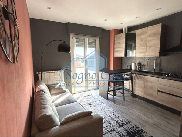 appartamento in vendita a Luni in zona Isola