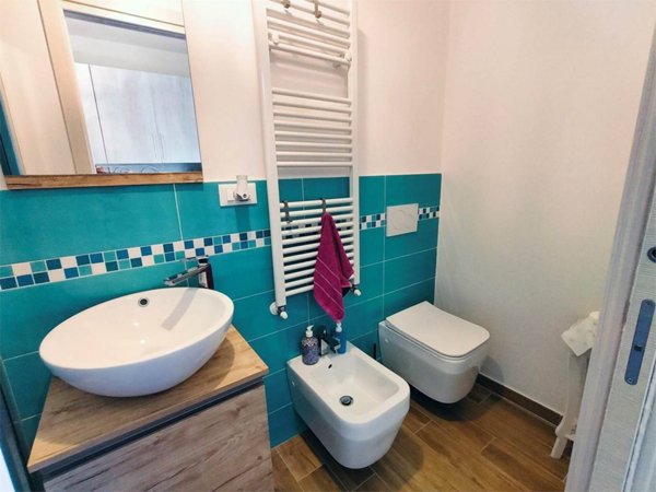 appartamento in vendita a Luni in zona Dogana