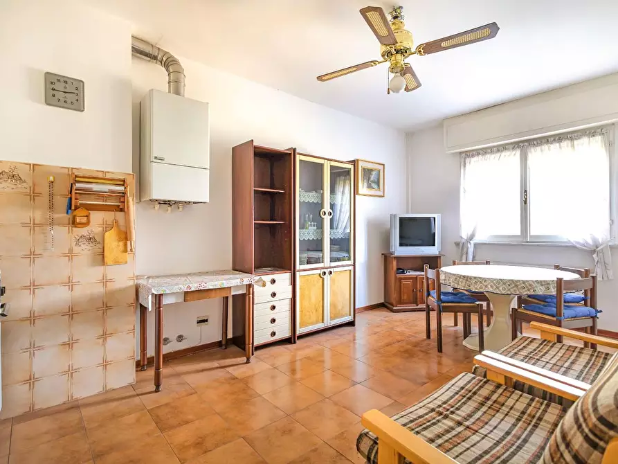 appartamento in vendita a Luni