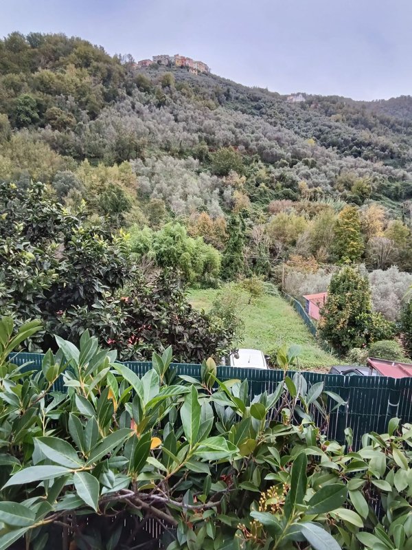 casa indipendente in vendita a Luni in zona Casano