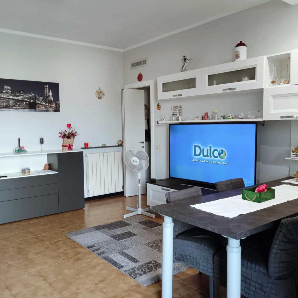 appartamento in vendita a Luni