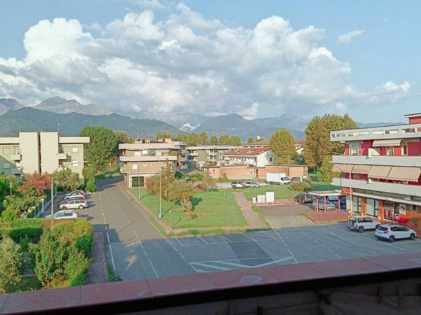 appartamento in vendita a Luni