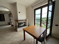 casa indipendente in vendita a Luni