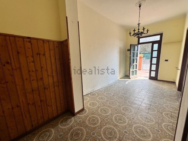 appartamento in vendita a Luni