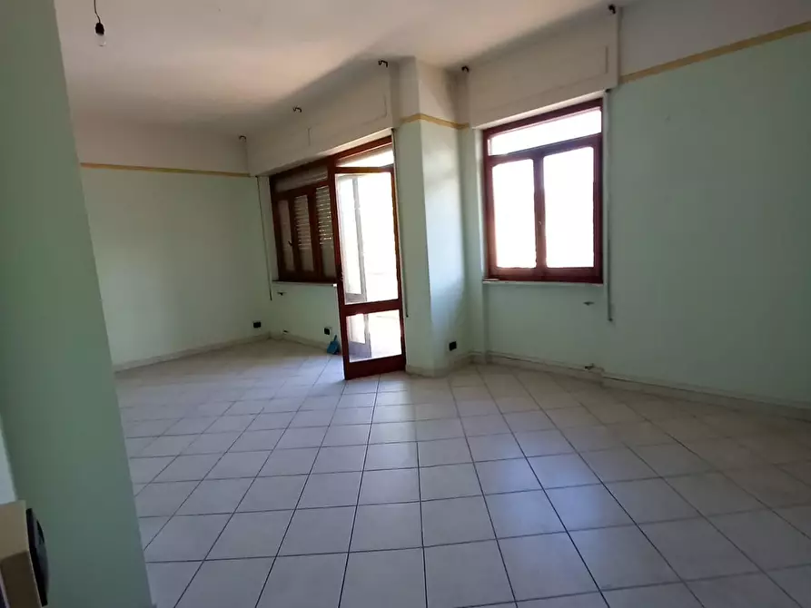 appartamento in vendita a Luni in zona Dogana