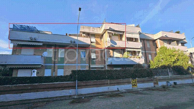 appartamento in vendita a Luni